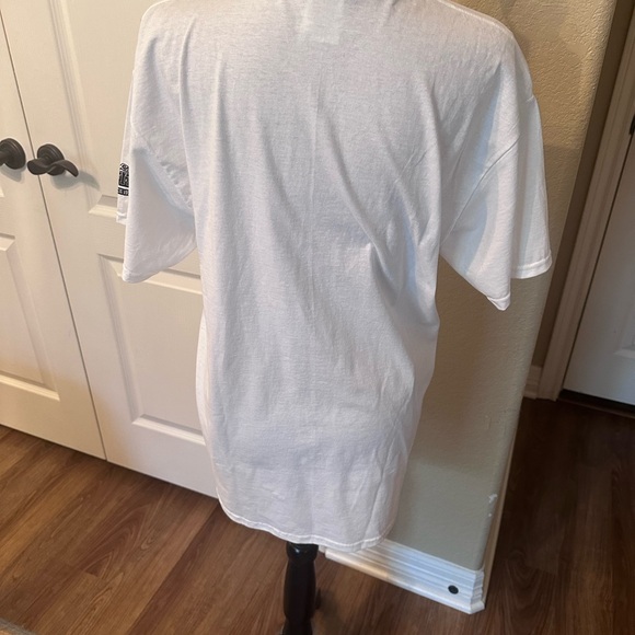 Red Raider Outfitters Texas Tech Mom Ted Shirt NWOT - Picture 2 of 5